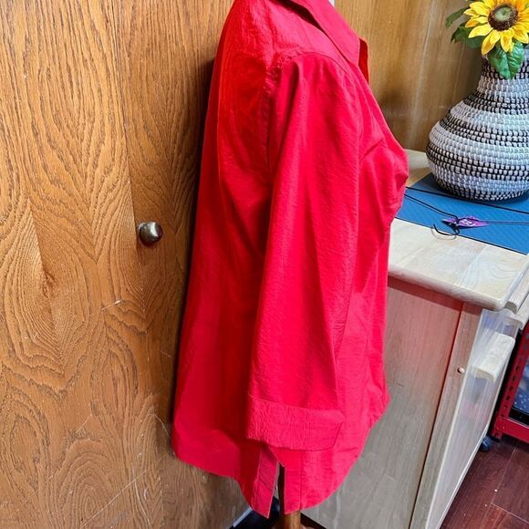 NWT Red Multiples Button Down Shirt Size Medium #037 - Picture 3 of 8
